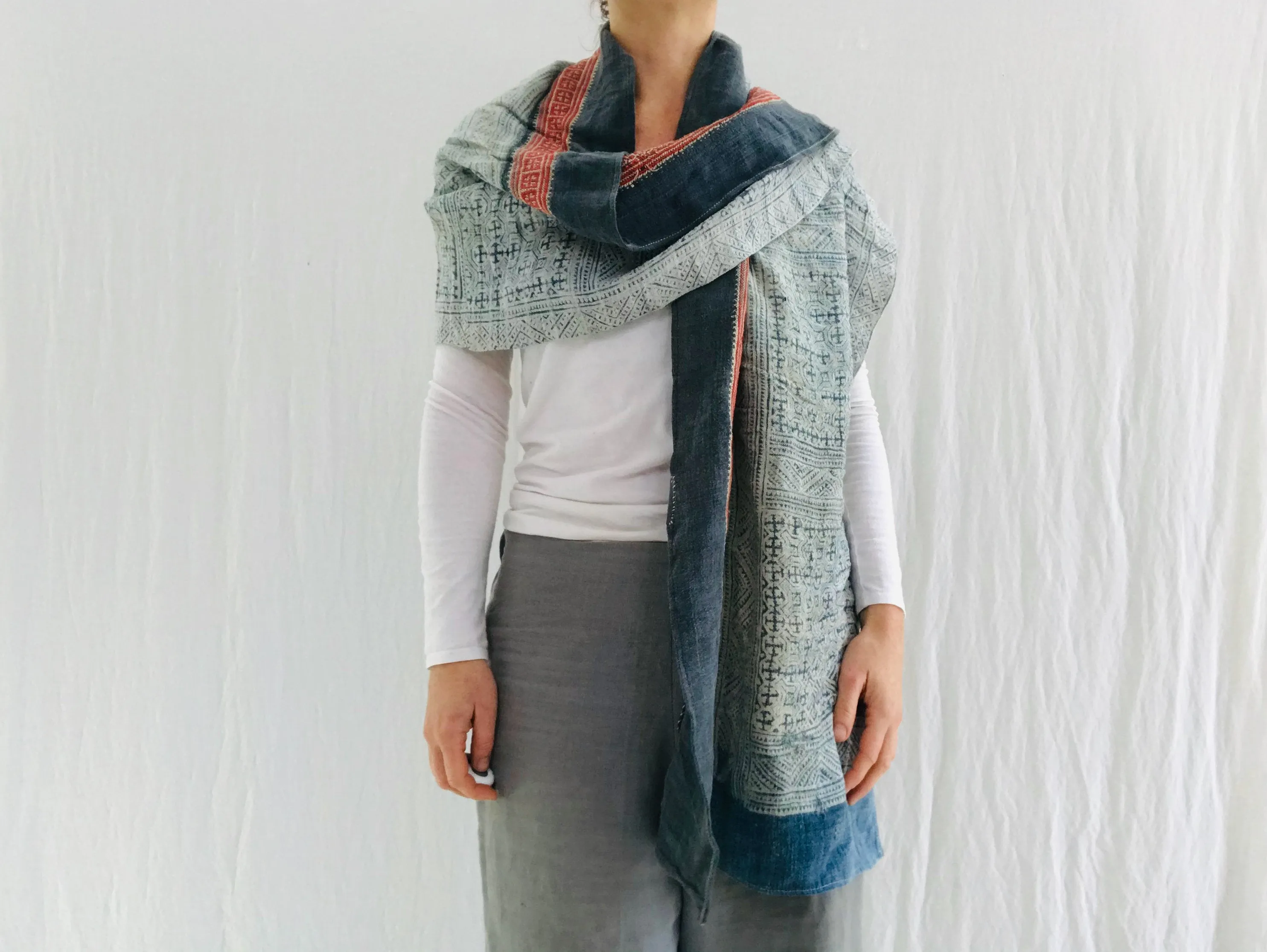 Vintage Hmong Indigo Hemp Linen Scarf, Wrap. Batik